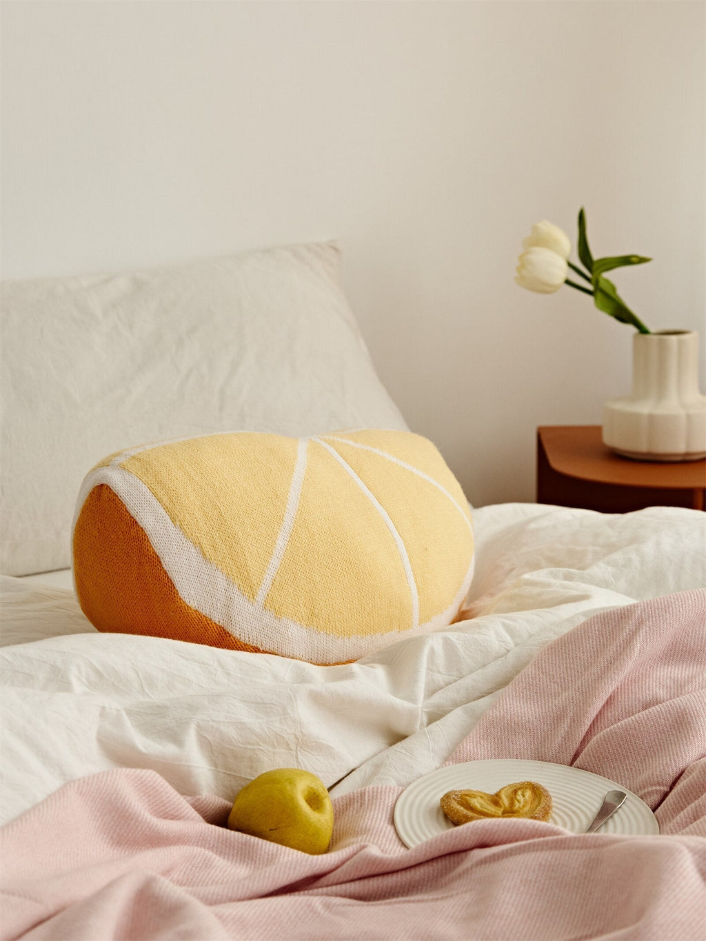 Junips | Fruit cushion