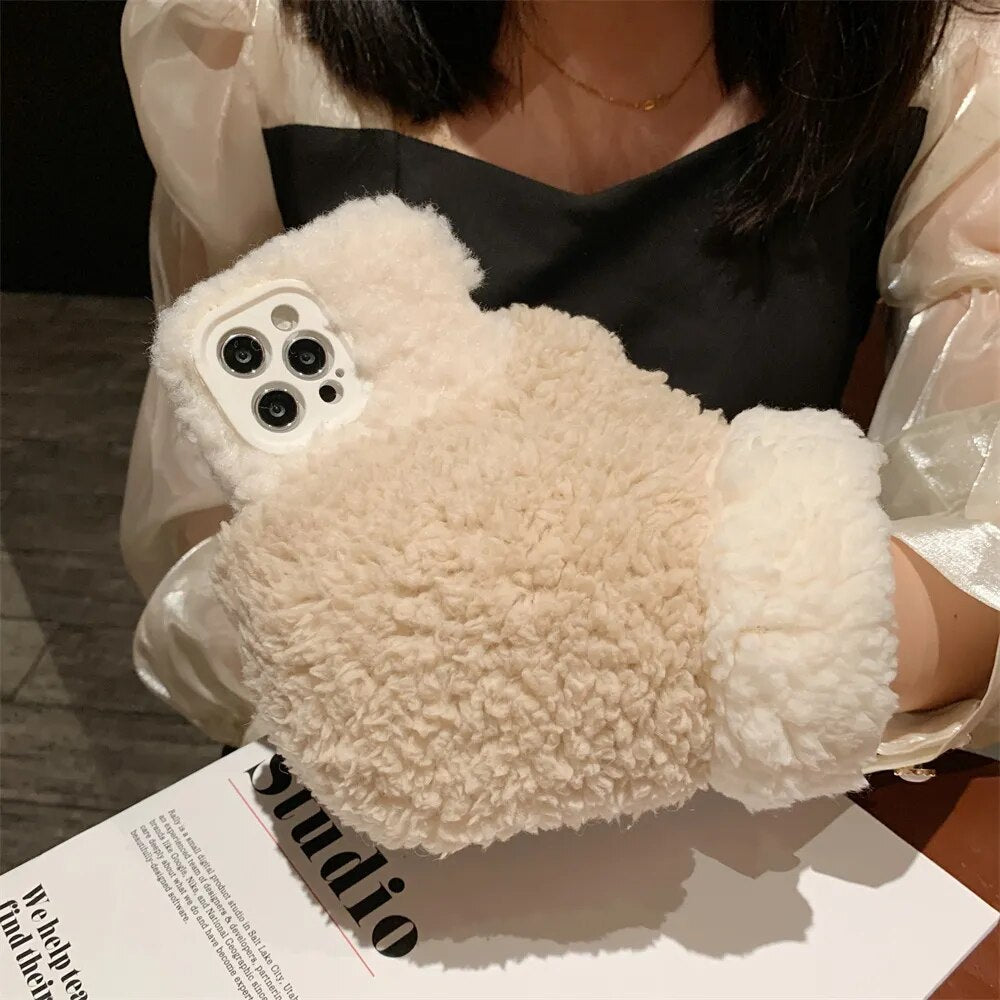 Junips | Fluffy Fur iPhone Case Glove