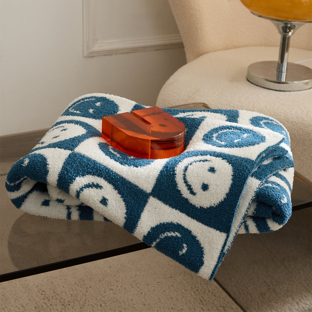 Junips | Smiley Checked Blanket