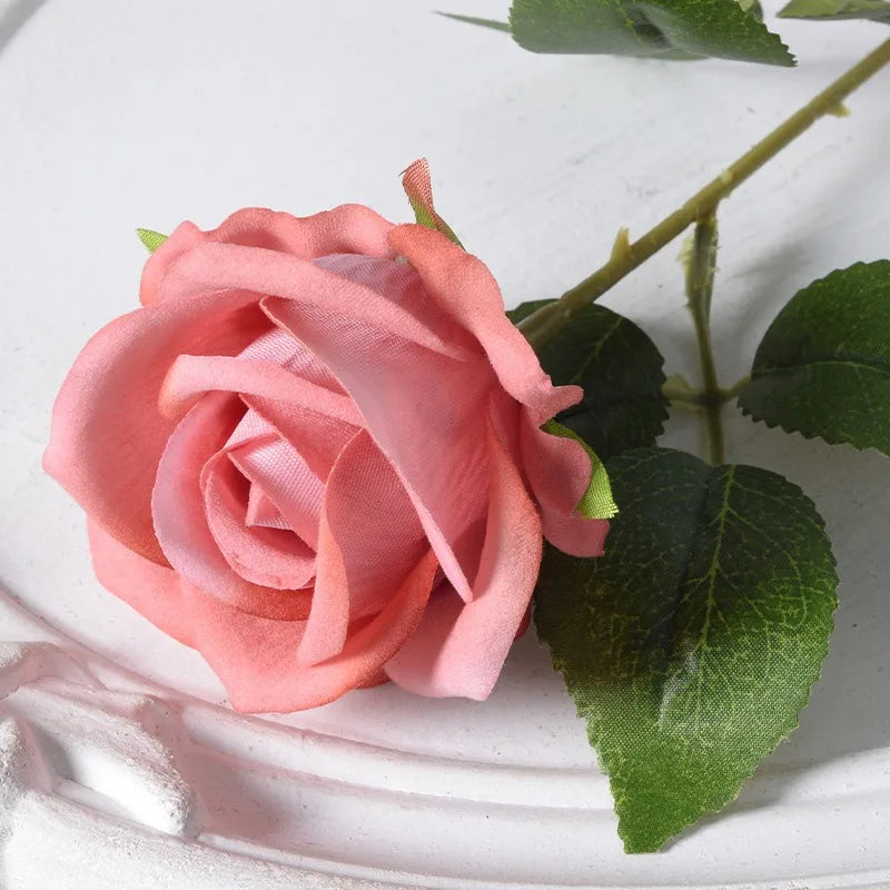 Junips | 20 pieces Realistic Velvet Silk Rose Bouquet