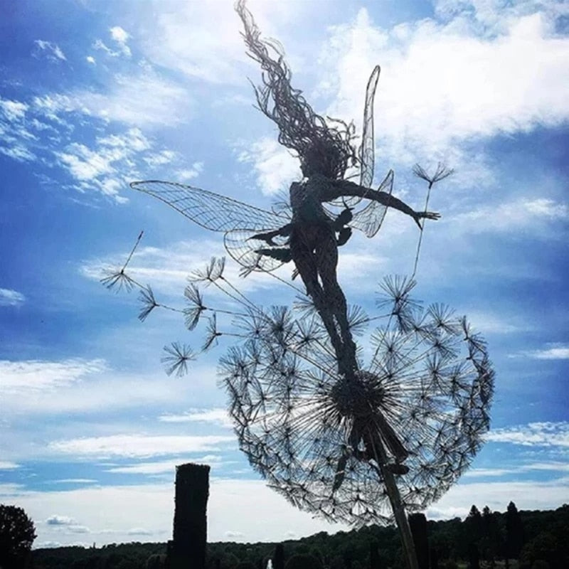 Junips | Enchanting fairy tale garden sculptures: dreamy garden decorations - Alisa