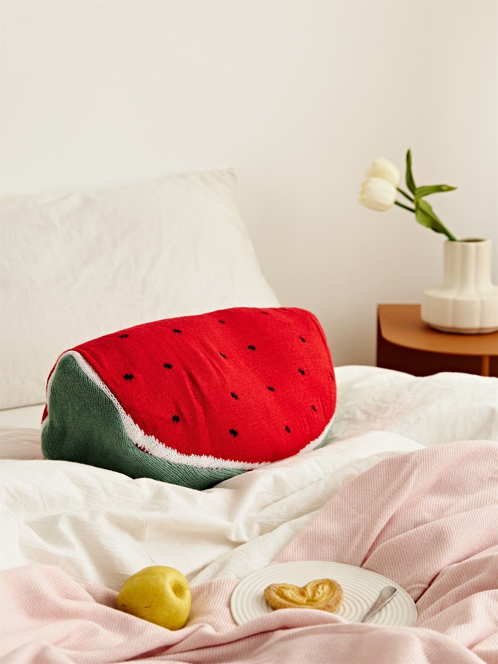 Junips | Fruit cushion