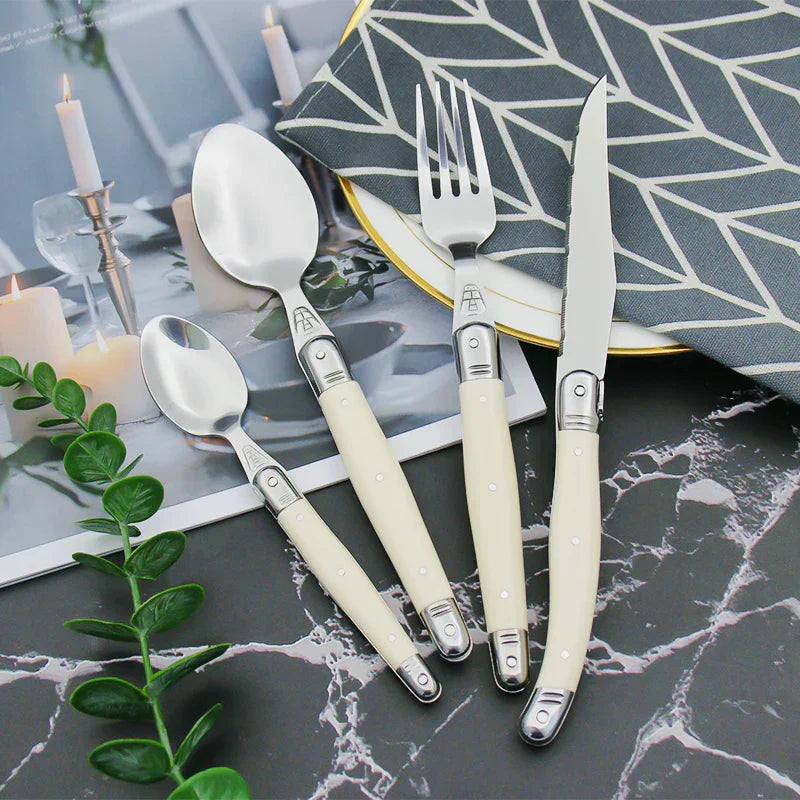 Junips | IvoryElegance – Luxury Laguiole Cutlery Set with Timeless Style