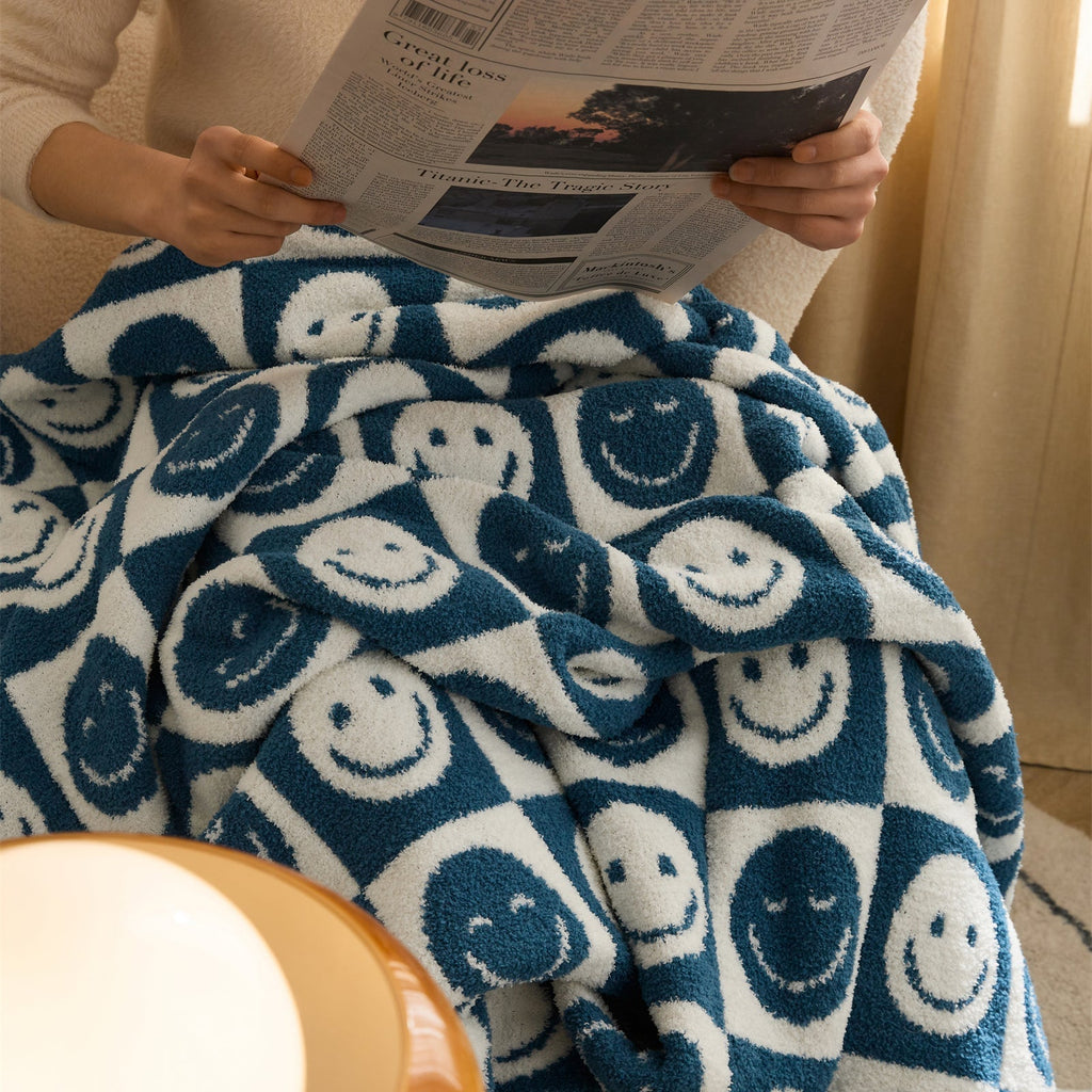 Junips | Smiley Checked Blanket