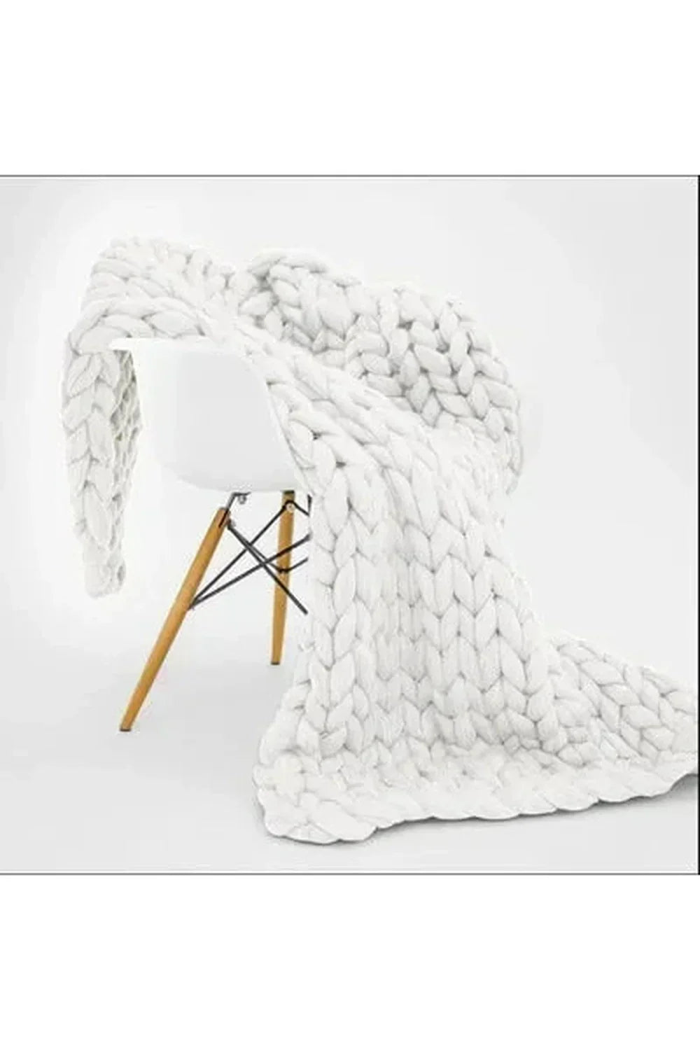 Junips | Cozy Knit Chunky Blanket