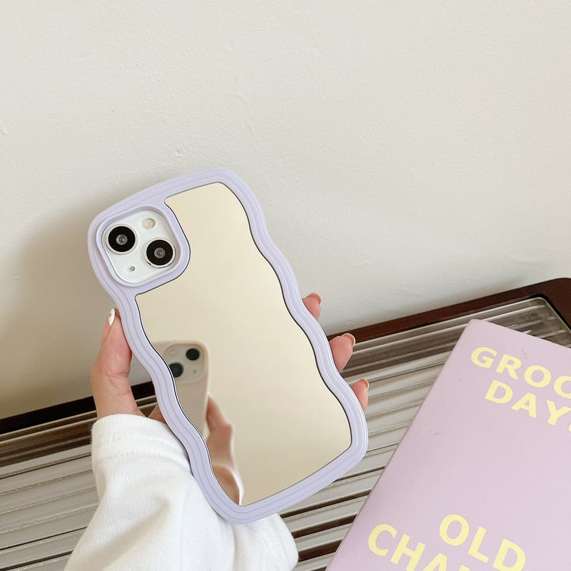 Junips | Wavy Makeup Mirror Phone Case