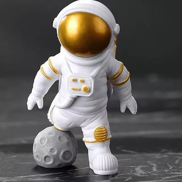 Junips | Resin Astronaut Figure Statue Space Traveler Sculpture Educational Toy Desk Decoration Astronaut Model For Children Gift