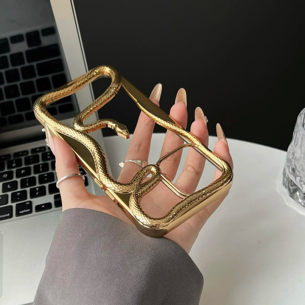 Junips | Snake Wrap Retro Phone Case