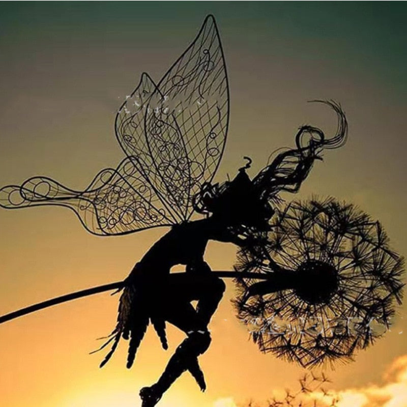 Junips | Enchanting fairy tale garden sculptures: dreamy garden decorations - Alisa