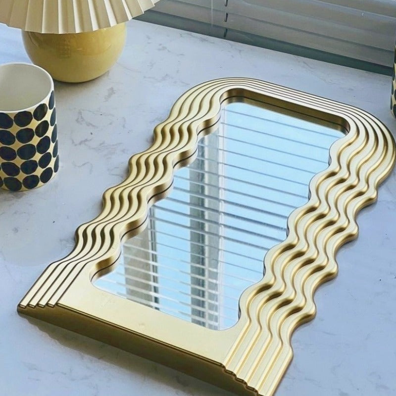 Junips | Wave Shock Retro Mirror