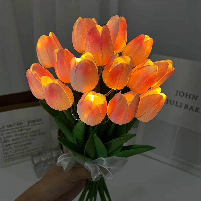 Junips | LED lamp with artificial tulip bouquet perfect for gifts or as wedding party home decorations