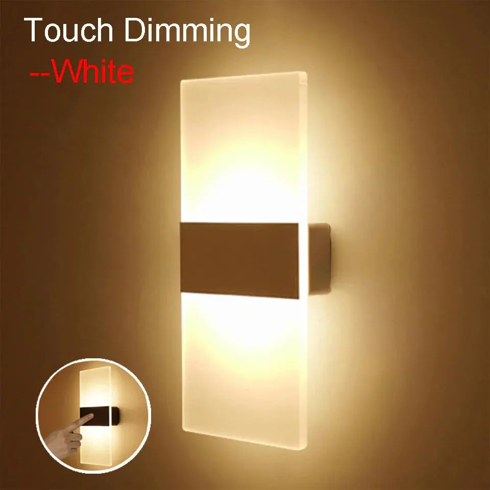 Junips | Éclatante - Touch Panel Wall Light USB rechargeable