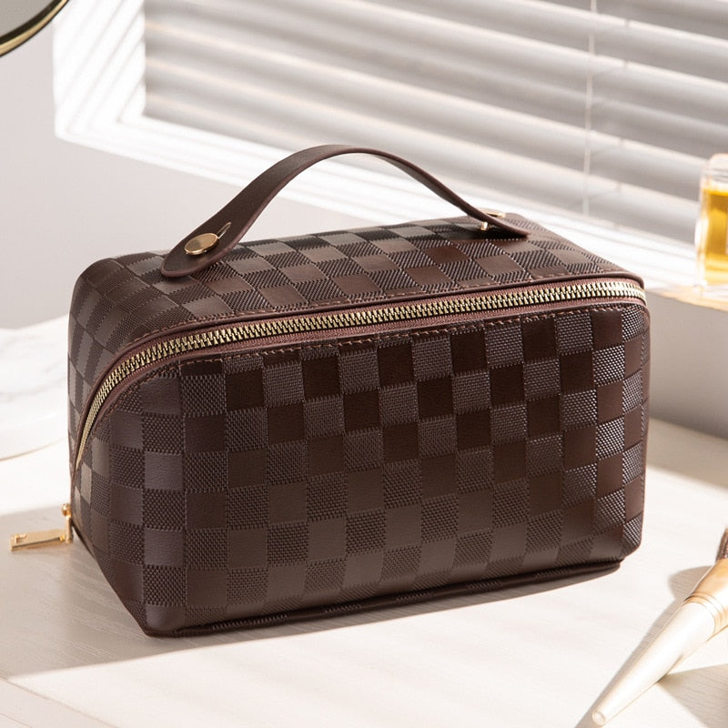 Junips | Luxury Checkered Make-up Cosmetic Bag
