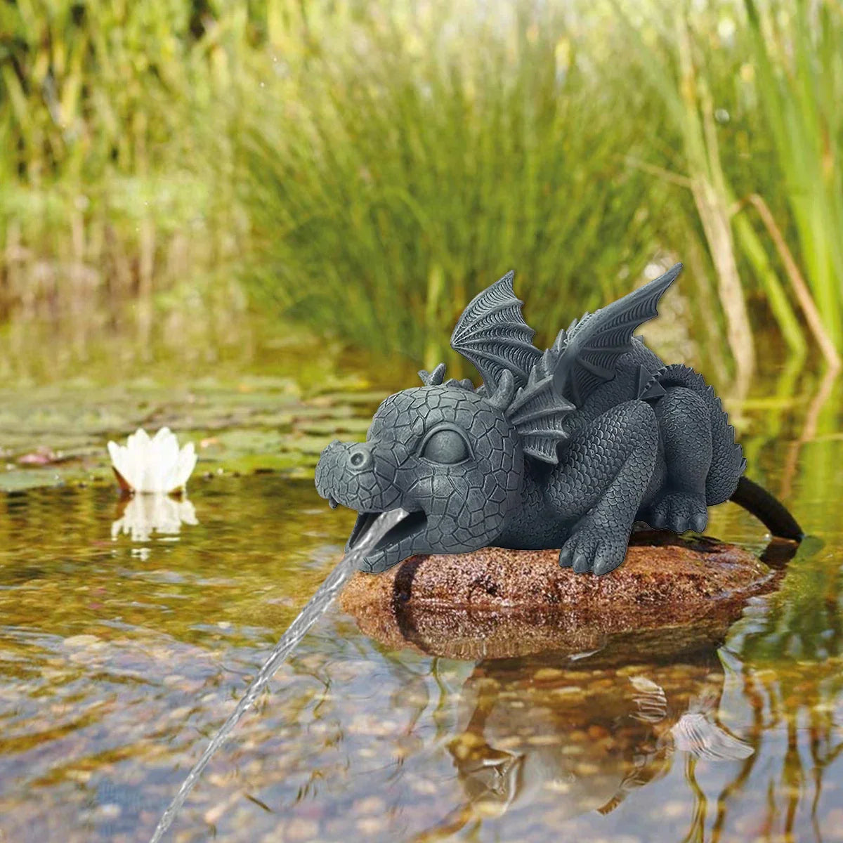 Junips | Water spraying dragon statue made of resin Weatherproof Realistic water spray scenes resin garden decoration