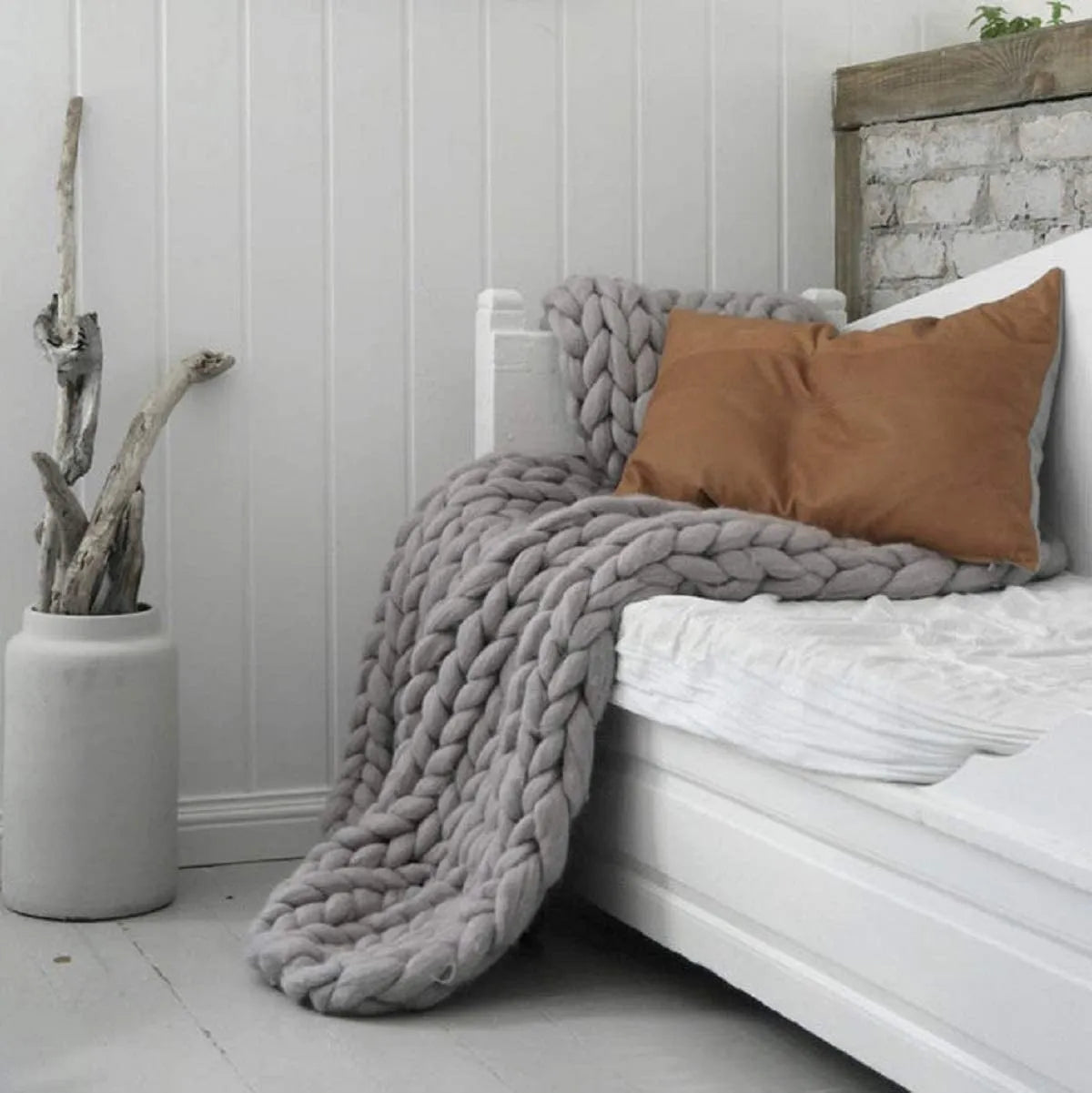 Junips | Chunky Knit Blanket – Cozy Wool Blanket for Every Room – Soft & Warm – Perfect for Sofa and Bed