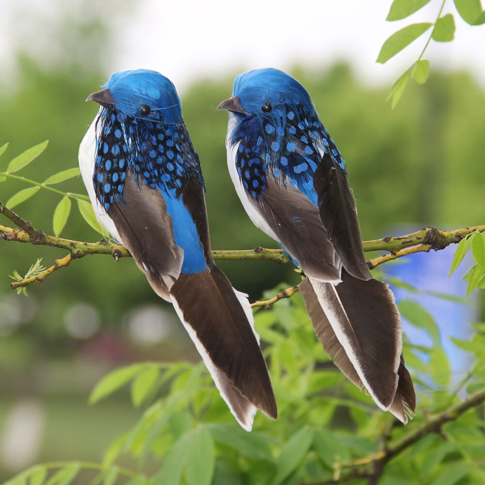 Junips | Lifelike feathered birds for outdoor decoration