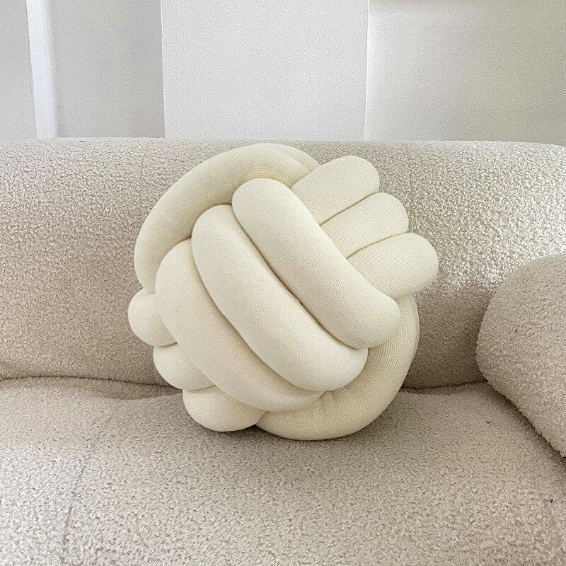 Junips | Knot Pillow