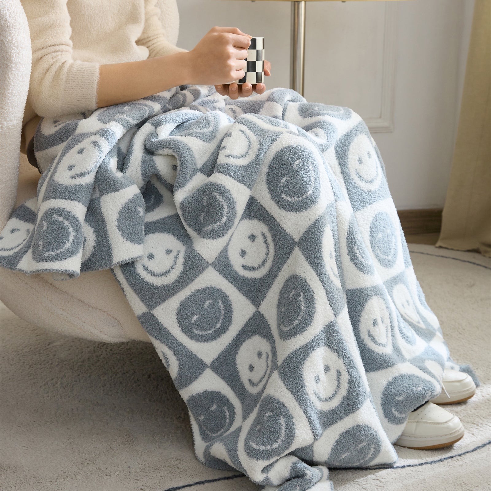 Junips | Smiley Checked Blanket