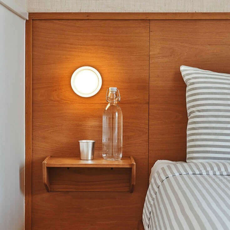 Junips | Futuristic and unique solid Plexiglass wall lamp