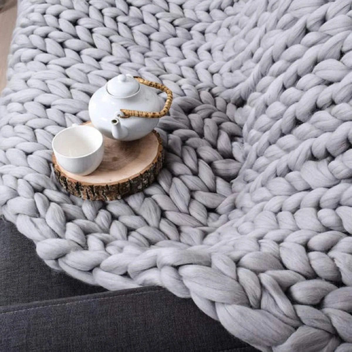 Junips | Chunky Knit Blanket – Cozy Wool Blanket for Every Room – Soft & Warm – Perfect for Sofa and Bed