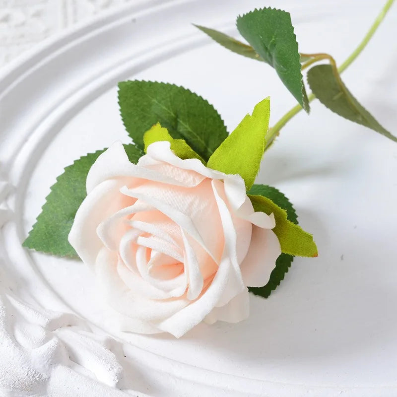 Junips | 20 pieces Realistic Velvet Silk Rose Bouquet