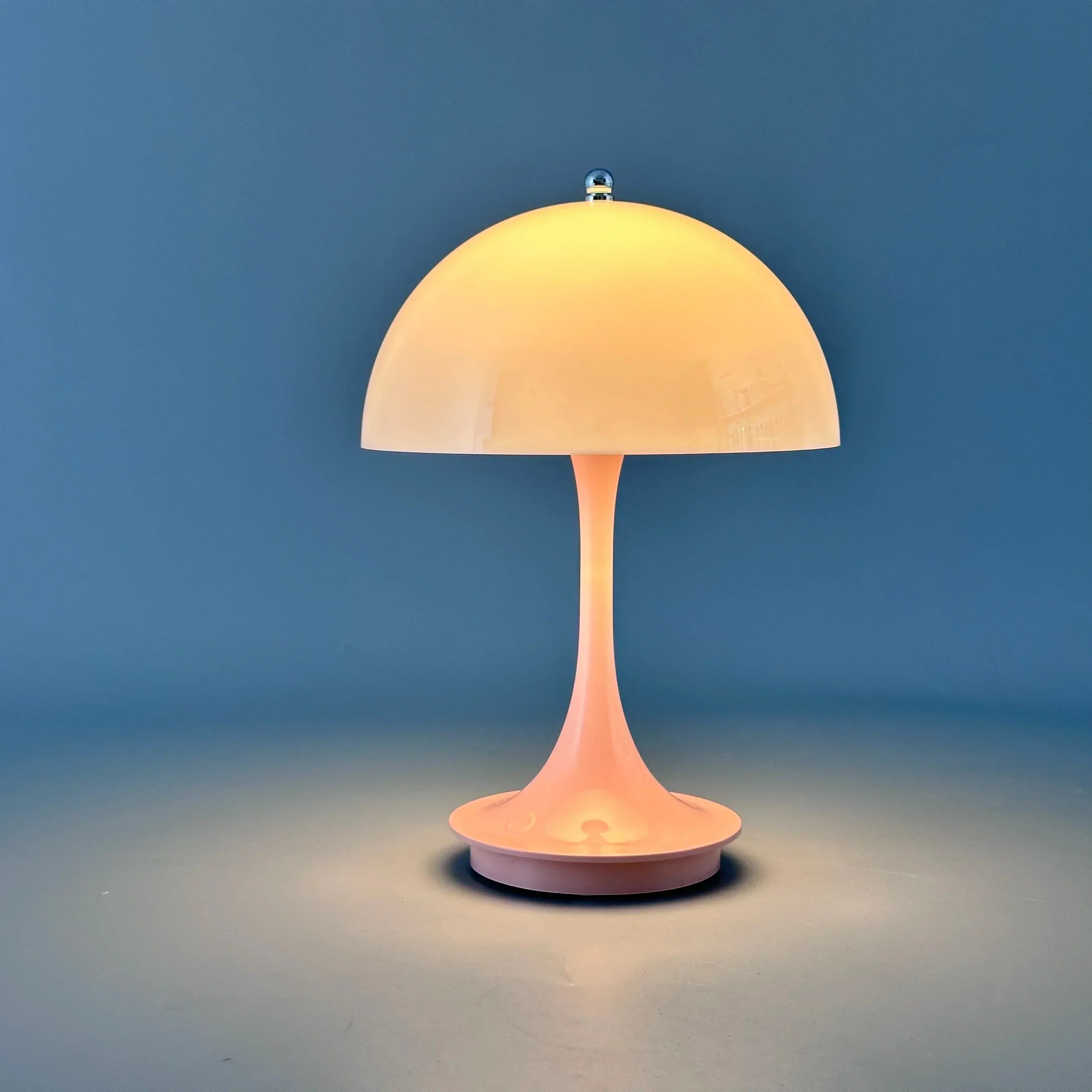 Junips | Frendorf - Designer LED lamp for bedroom and living room