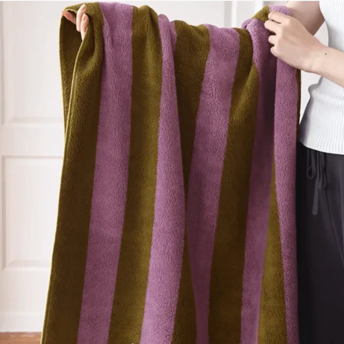 Junips | Retro Stripes Towel (Chunky)
