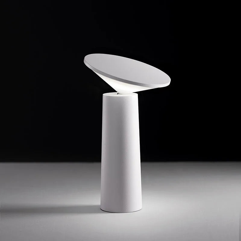 Junips | – Modern Touch Table Lamp with USB