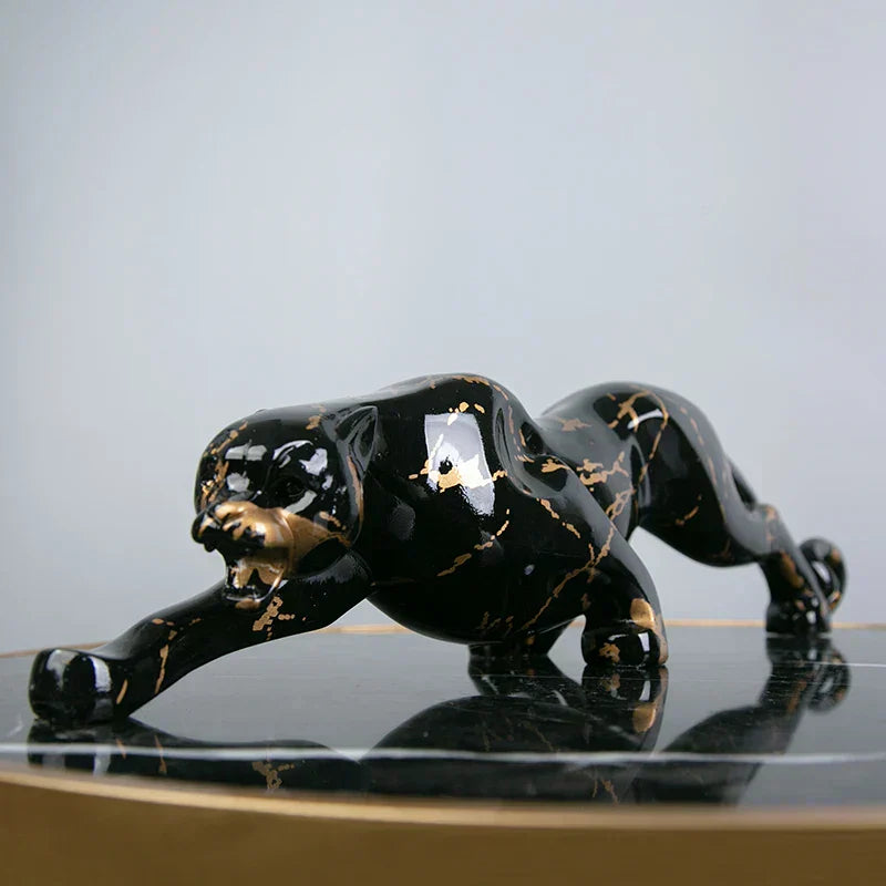 Junips | Elegant Jaguar Stone Sculptor