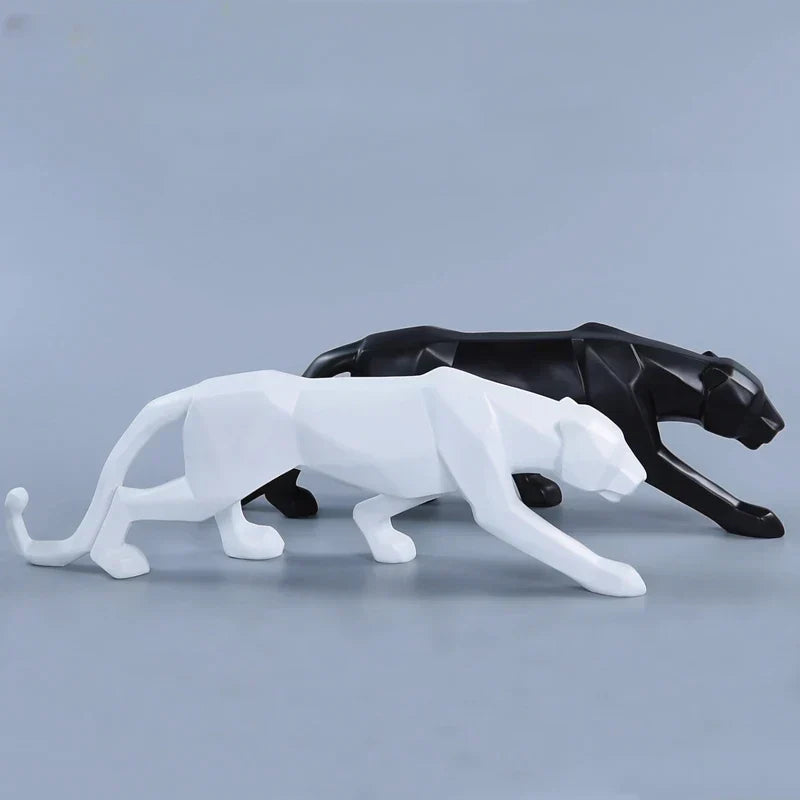 Junips | Panther Statue, Animal Figure, Abstract Geometric Style, Resin, Leopard Sculpture, Home Office, Desktop Decoration, Crafts