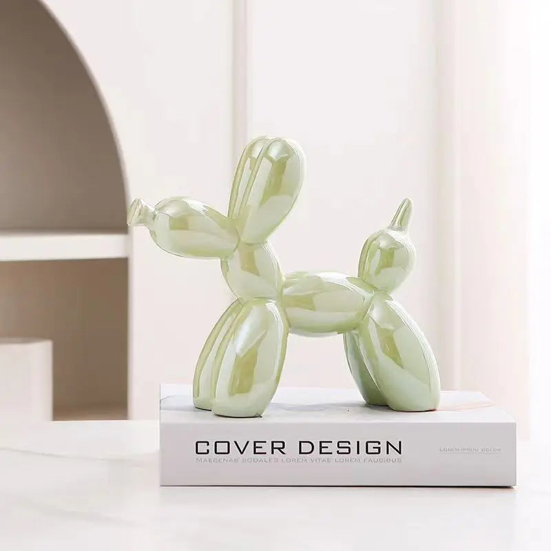 Junips | – Small dog sculpture made of balloons