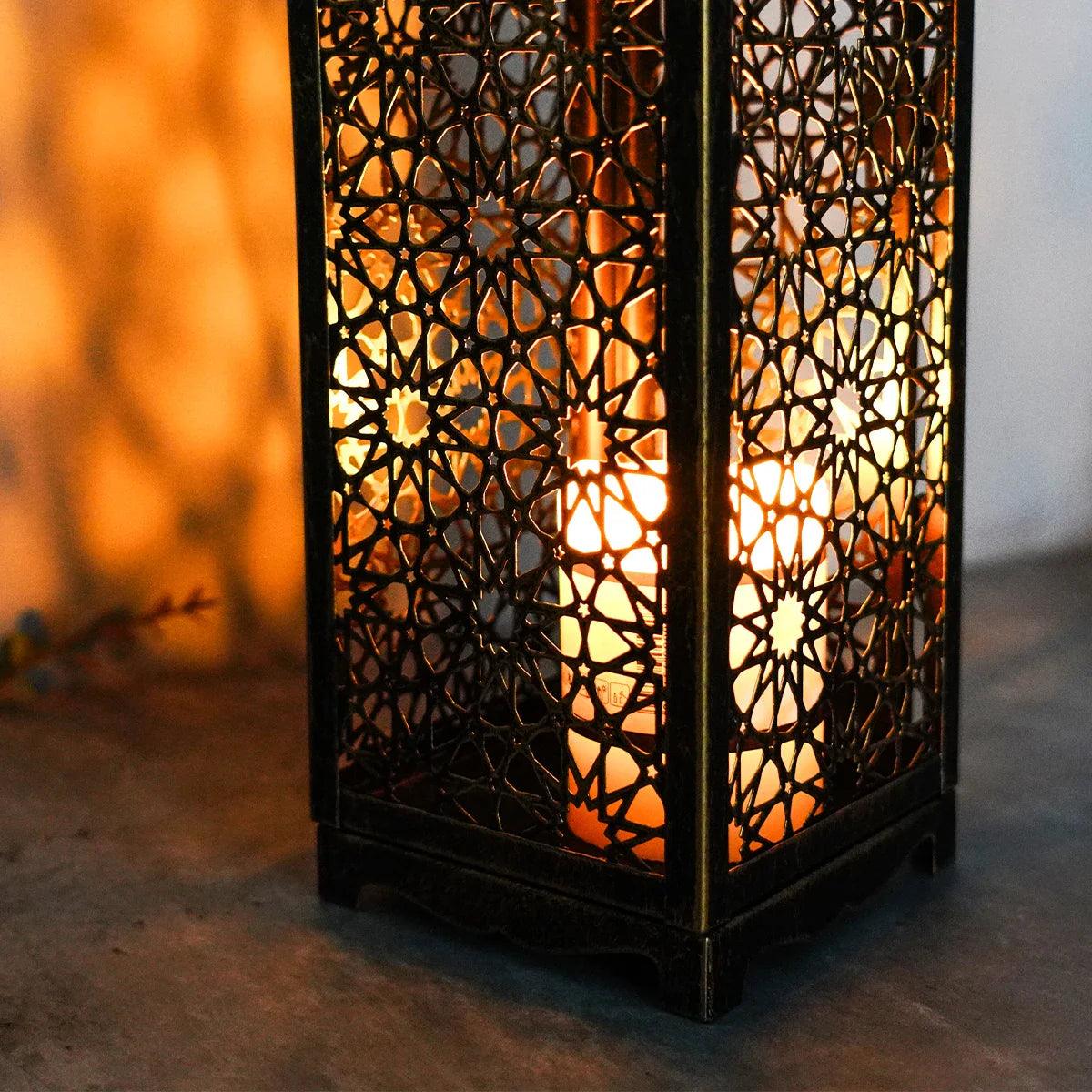 Junips | Mystique Oriental Lantern - Vintage Candle Holder