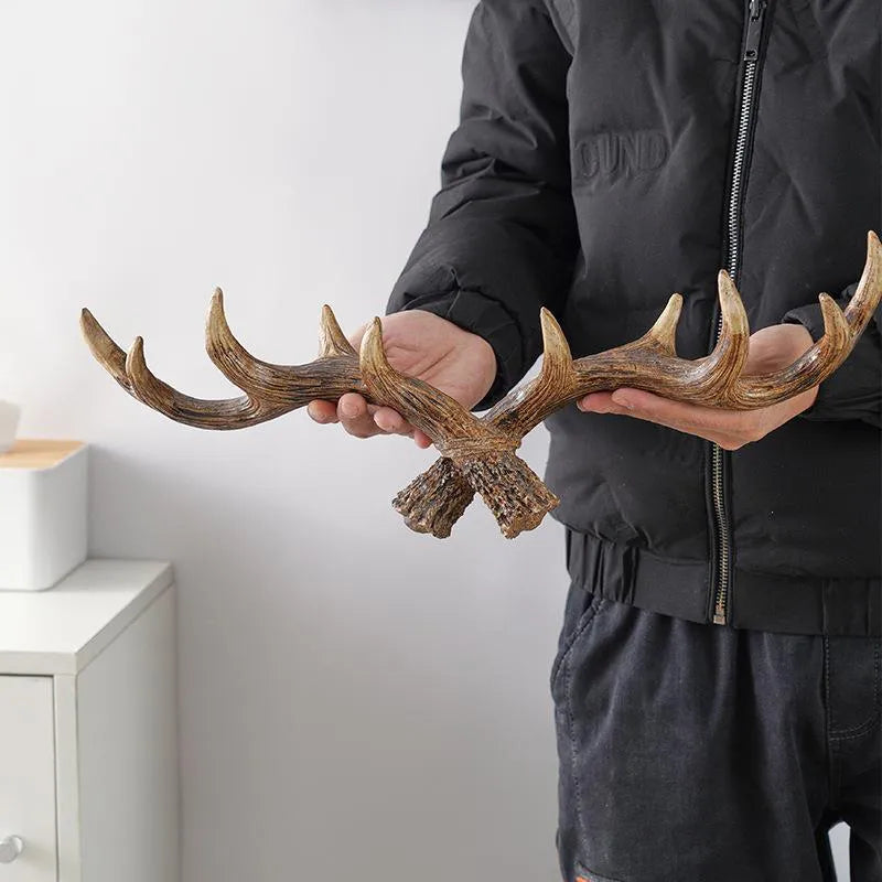 Junips | Nordic Vintage Antler Decorative Hooks Wall Hanging Clothes and Hats Hooks High-Quality Home Decor Antler Resin Statue Craft
