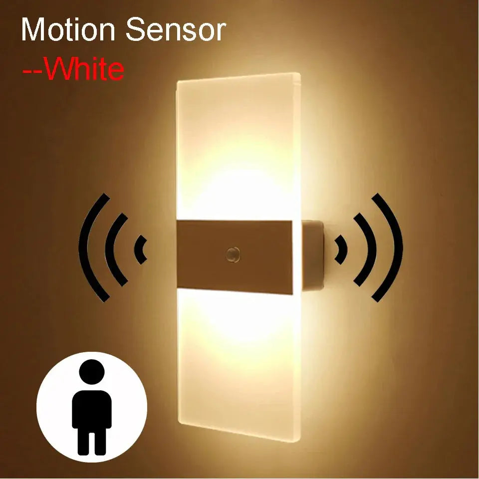 Junips | Éclatante - Touch Panel Wall Light USB rechargeable