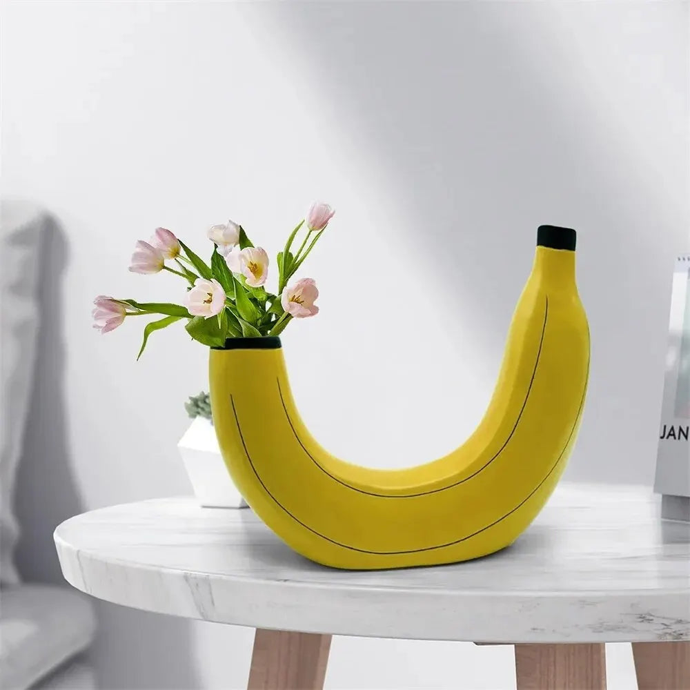 Junips | Banana vase, flower vase made of resin, cute banana shape, decorative tabletop vase for flower arrangements, living room, bedroom, home decoration