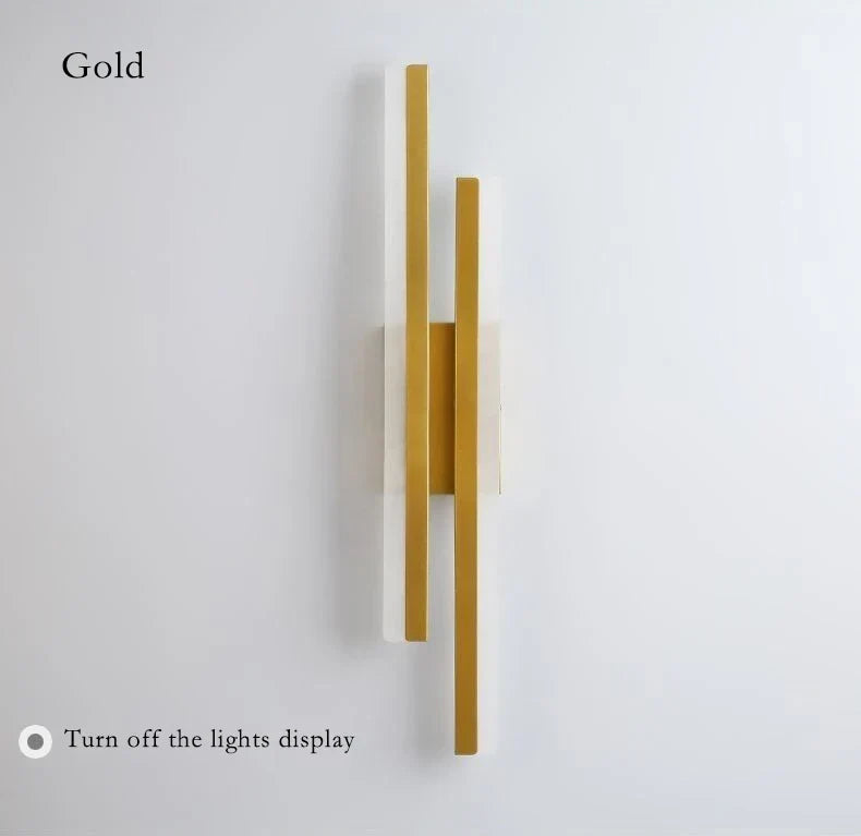 Junips | Modern LED Wall Lamp: Black/Gold Acrylic Room Decoration Light