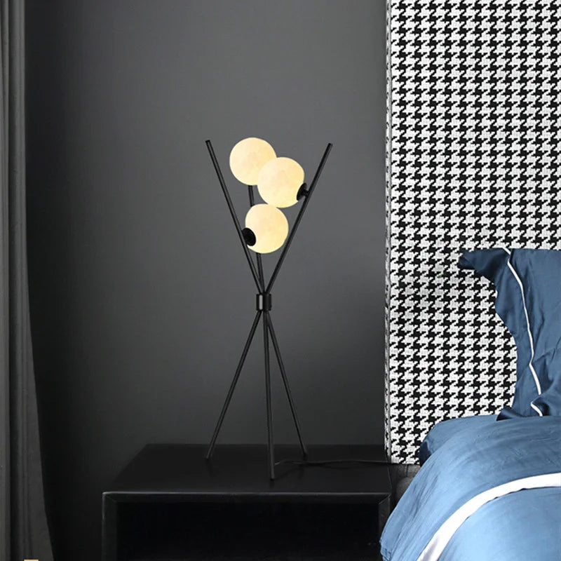Junips | LunaGlow 3D Moon Floor Lamp modern design with tripod LED!