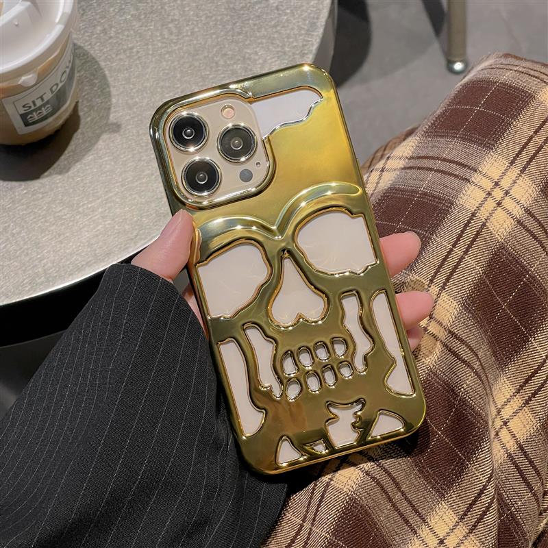 Junips | Gothic Midnight Skull Phone Case