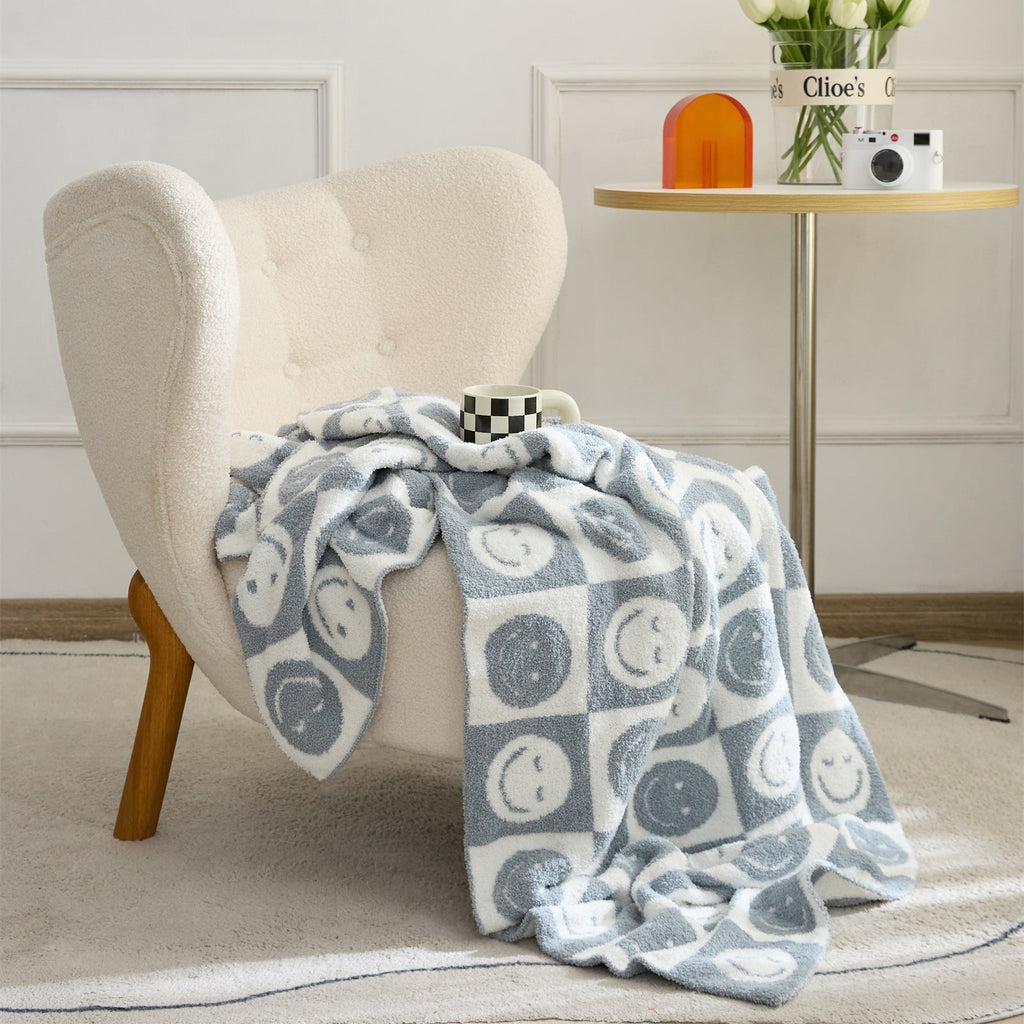 Junips | Smiley Checked Blanket