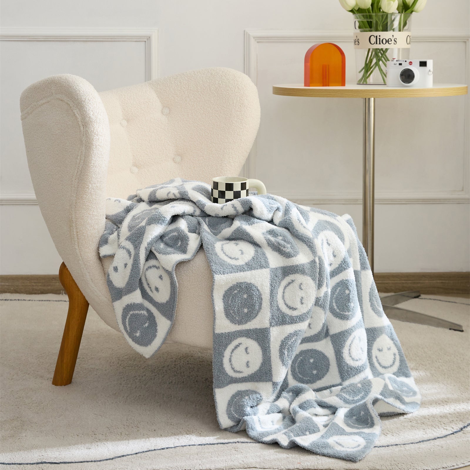 Junips | Smiley Checked Blanket