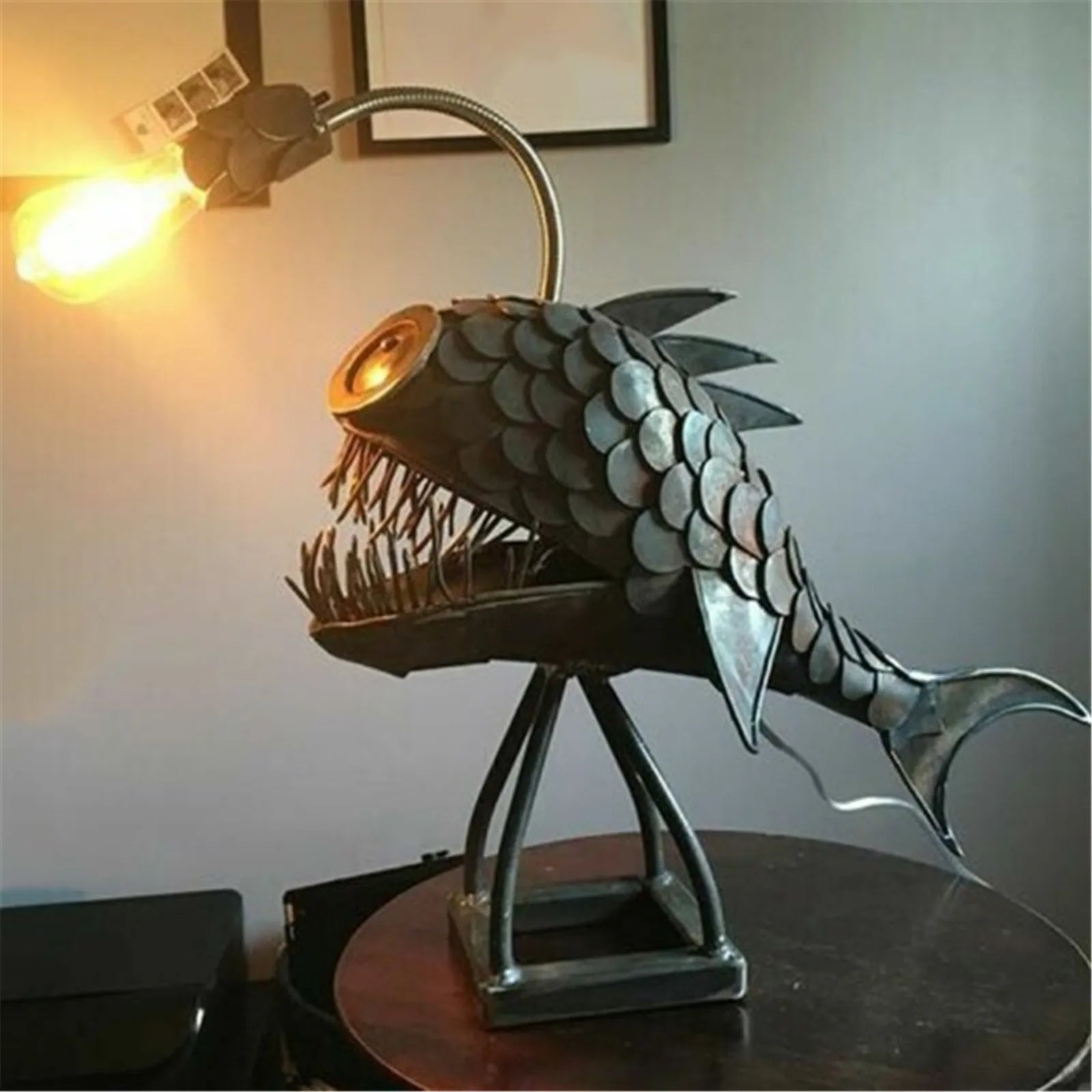 Junips | Table lamp - RusticFish - Adjustable lighting - Handmade artistic charm
