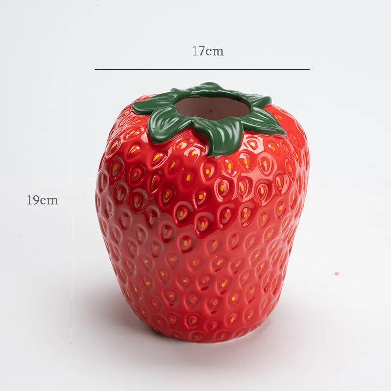 Junips | Ugly Strawberry Vase