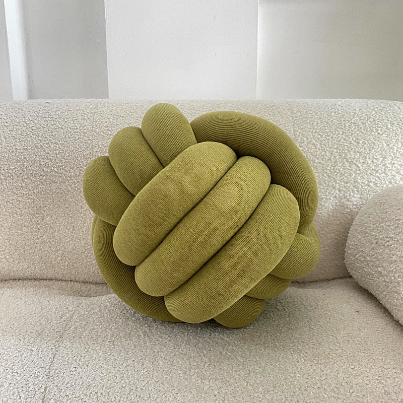 Junips | Knot Pillow