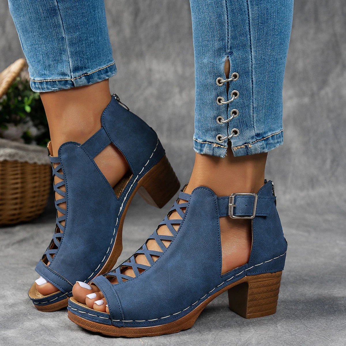 Sienna Cutout Sandals