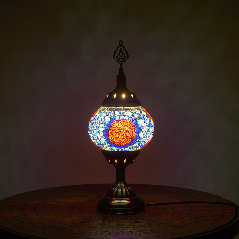 Junips | Traditional Tiffany romantic oval iron enameled 1-light table lamp for the bedroom