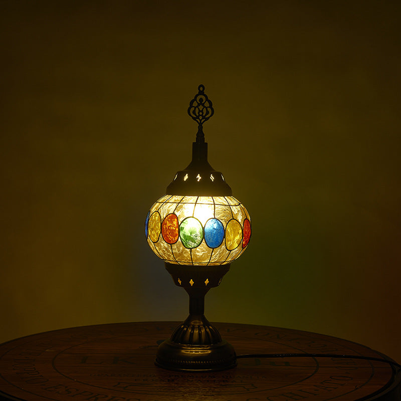 Junips | Traditional Tiffany romantic oval iron enameled 1-light table lamp for the bedroom