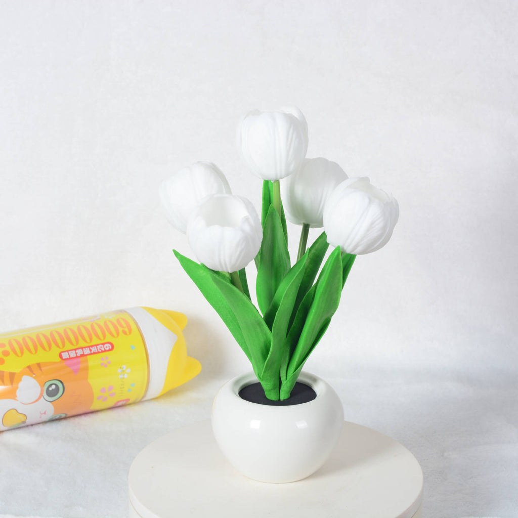 Junips | Modern Creative Simulation Tulip Peony LED Night Light Table Lamp