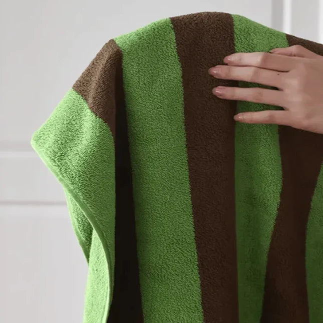 Junips | Retro Stripes Towel (Chunky)