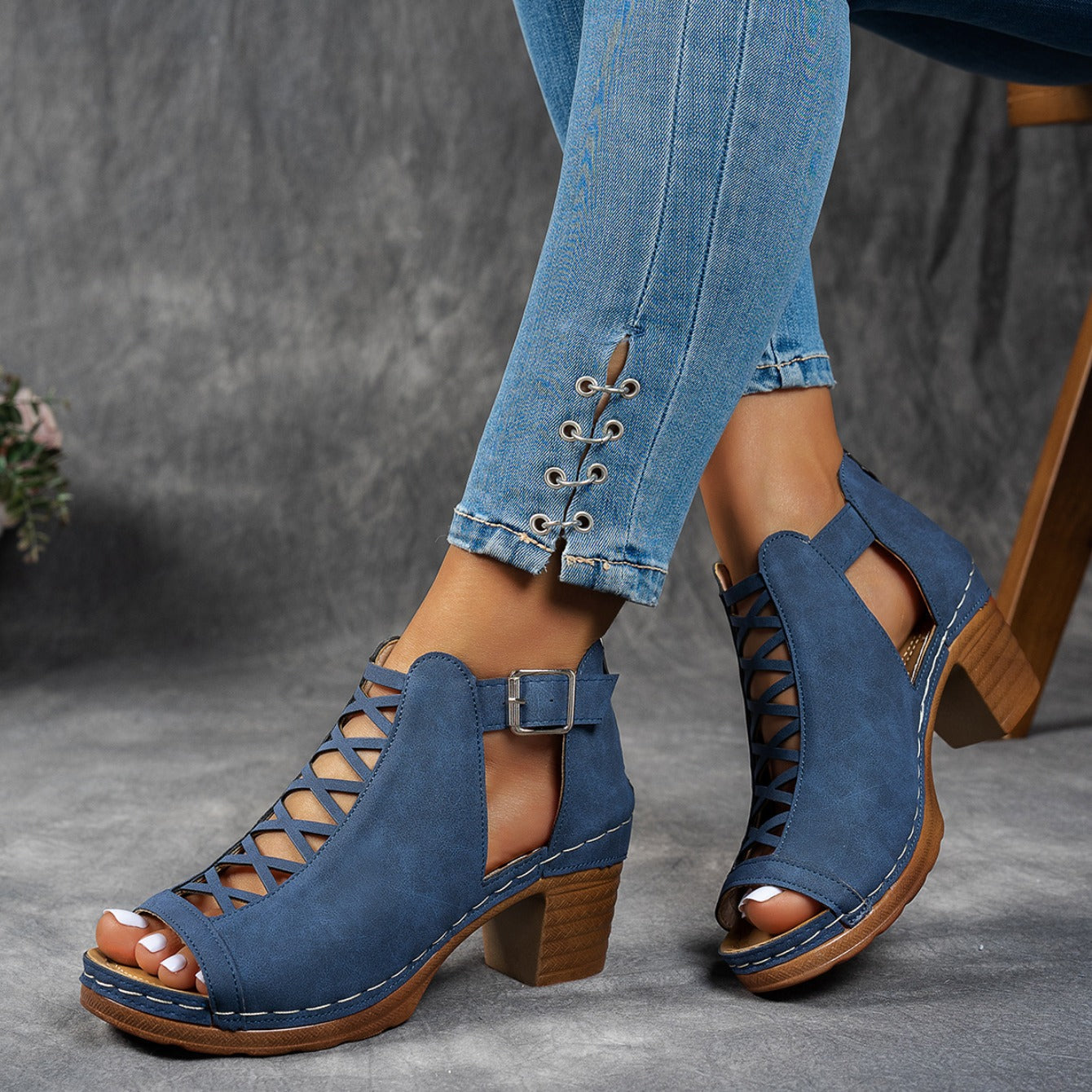 Sienna Cutout Sandals