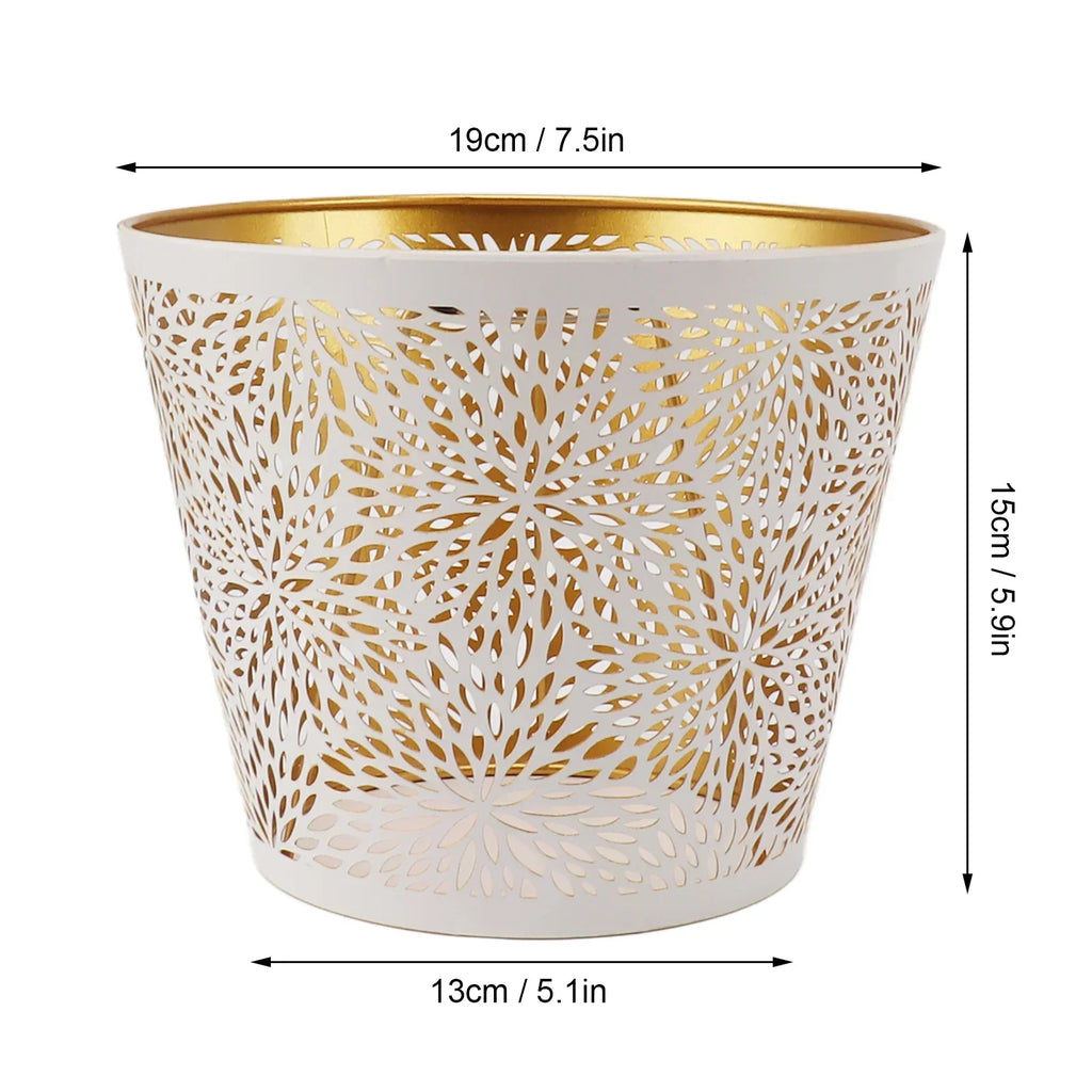 Junips | Metal lampshade with gold pattern